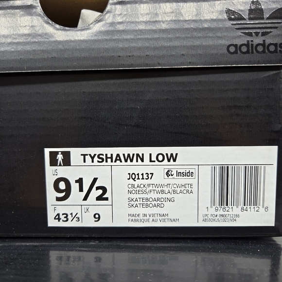 New adidas Tyshawn Low \'Core Black Cloud White\' JQ1137 Men\'s Shoes Size 9.5